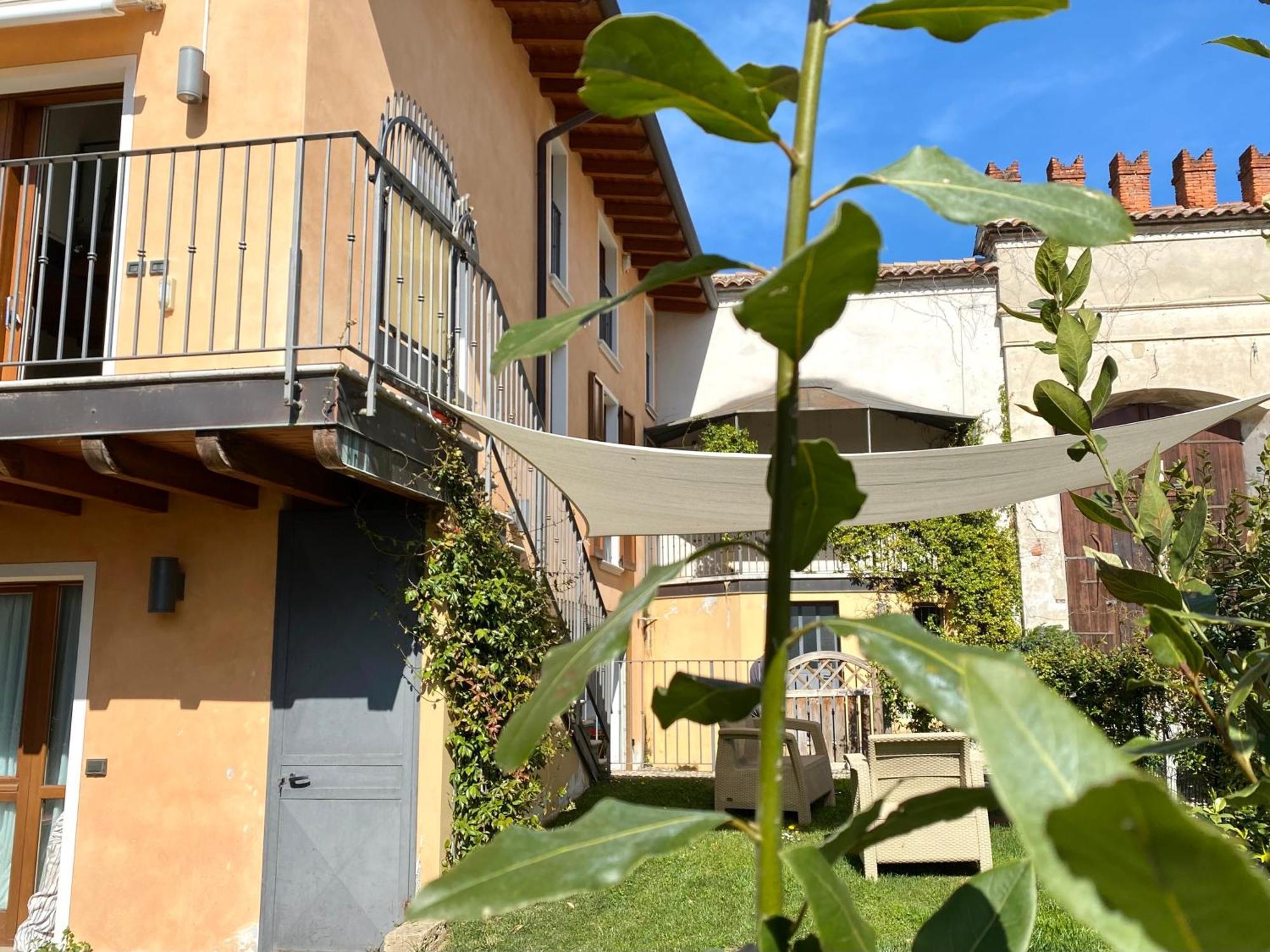 Residence Corte Ferrari -Ciao Vacanze- Moniga del Garda Exterior foto