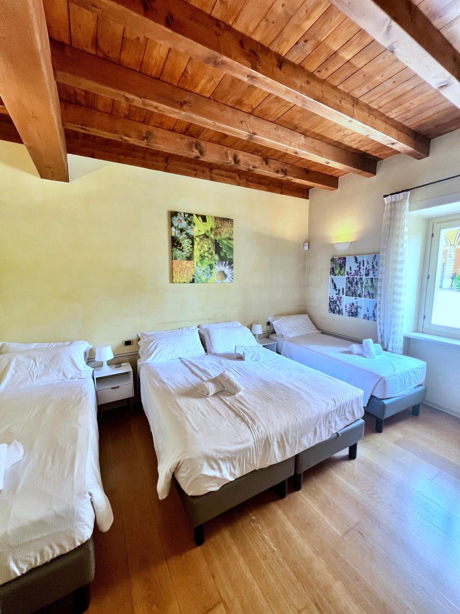 Residence Corte Ferrari -Ciao Vacanze- Moniga del Garda Habitación foto