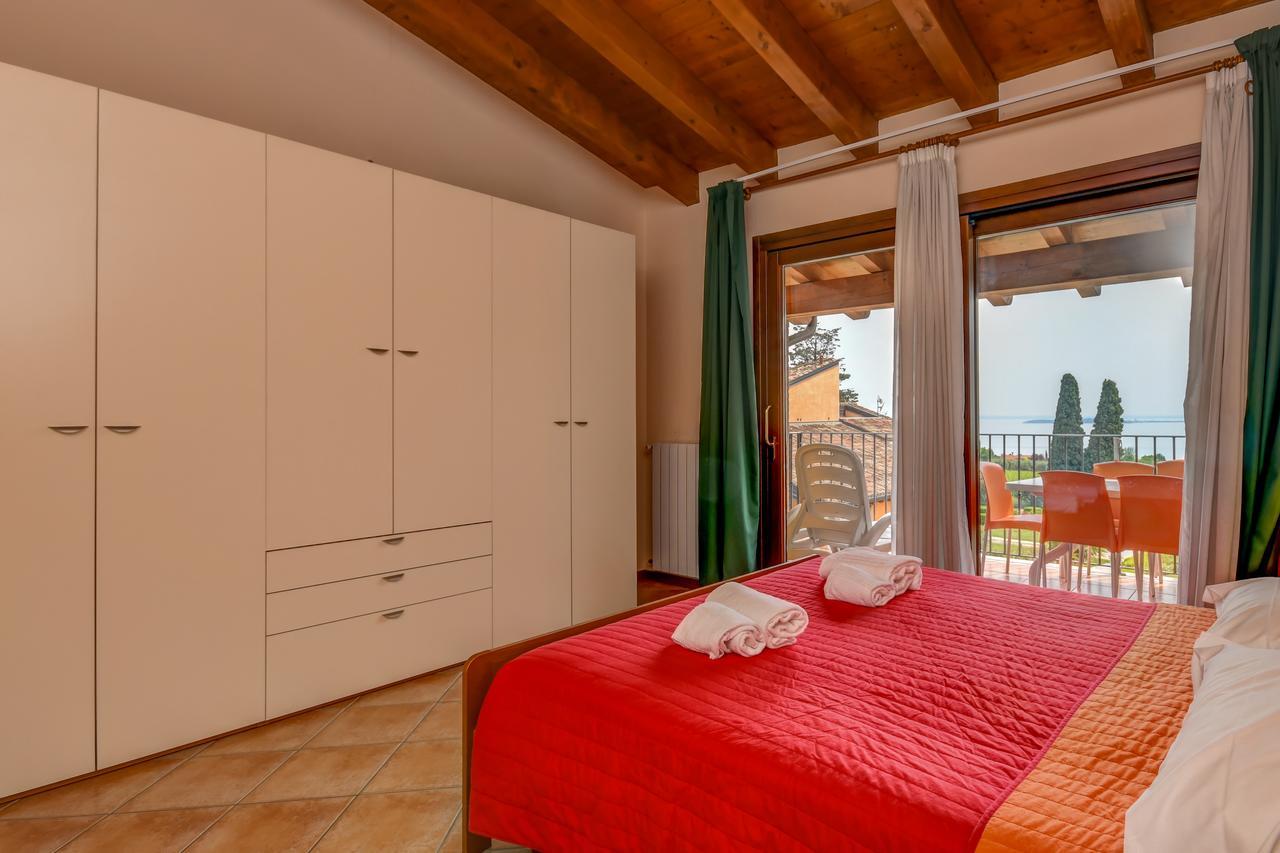 Residence Corte Ferrari -Ciao Vacanze- Moniga del Garda Exterior foto