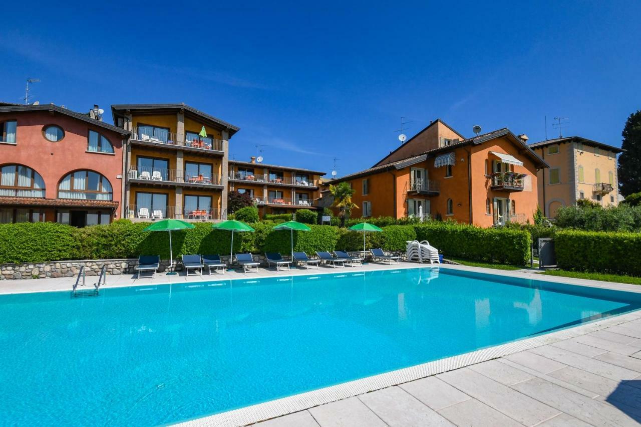 Residence Corte Ferrari -Ciao Vacanze- Moniga del Garda Exterior foto